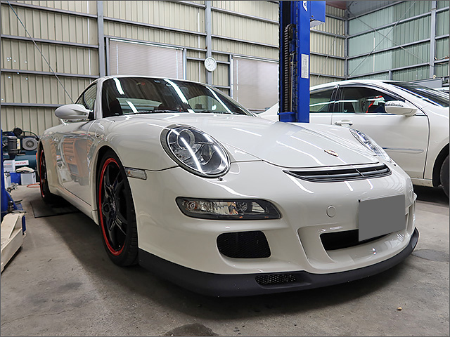 ポルシェ911(997型) カレラS トルコン太郎でATF圧送交換