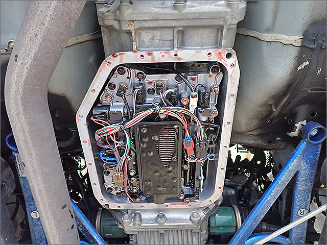 レガシィツーリングワゴン5AT スバル車の変速ショック修理事例