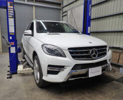 ベンツ Mクラス ML350 (W166) トルコン太郎でATF圧送交換