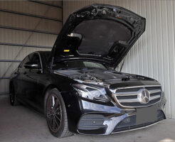 アドブルー警告が消えないベンツE220d|カウントダウンも始まりついにエンジン始動不可【広域対応】