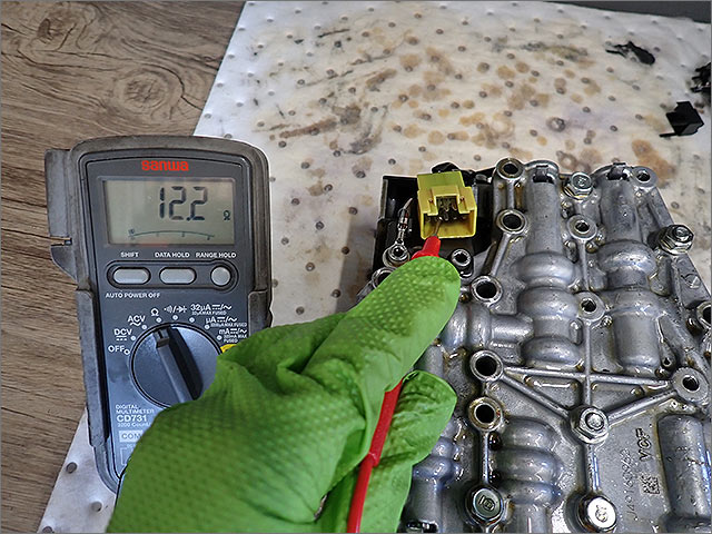 ロックアップソレノイド 抵抗値測定 故障診断