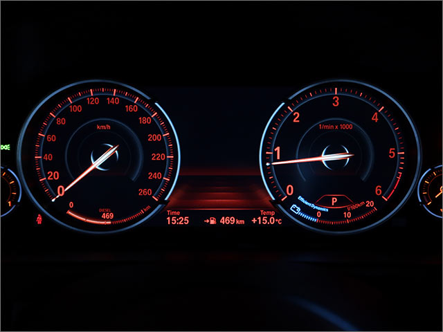 BMW X5 F15 警告消灯後メーターパネル