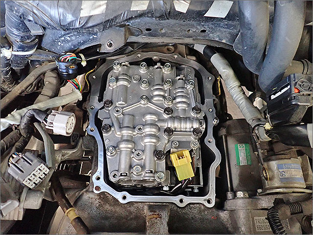 スバル レガシィBN9 バルブボディ取り付け後