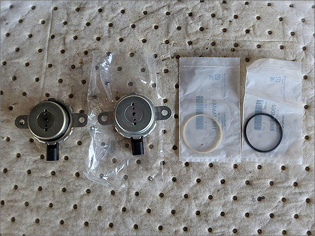 交換用の新品OCVとOリング バックアップリングのセット