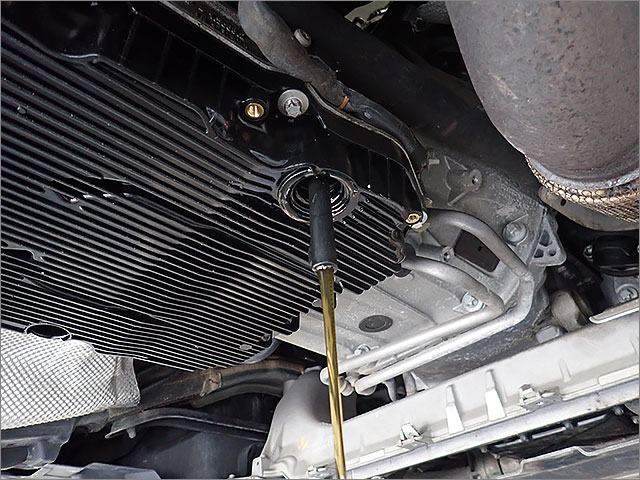 9Gトロニック ATF排出 SST レベルパイプ