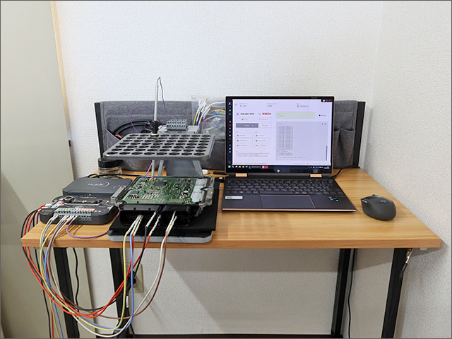 FLEXとECUをBOOT接続したセットアップ全景