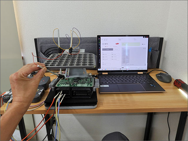 DS7クロスバック ECU Delphi DCM7.1A BOOT接続 ベンチ作業