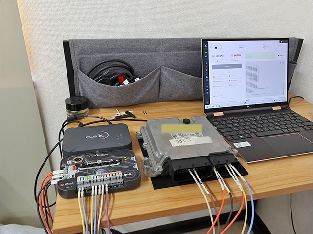 BOSCH EDC17CP57のECUとFLEXの配線接続