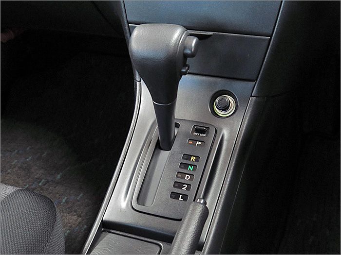 運転ラクラク、オートマチック車です。