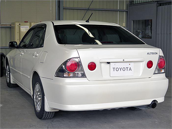 整備士の私が1台1台厳選したお車のみ販売しています!