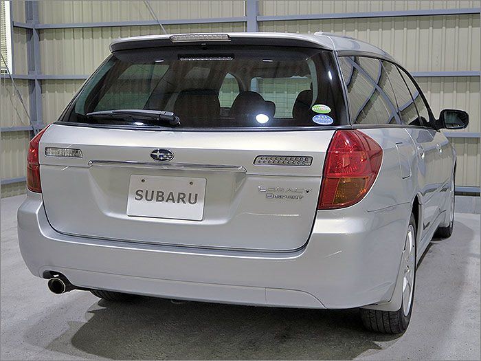 お車の見学を希望の方は事前に予約をお願いします、予約をされないでお越しいただくと対応できない場合があります。見学可能時間:月~土 9:00~18:00まで。直通番号 080-2343-8790