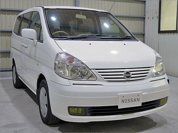 販売しているお車は自動車整備士の私が自ら厳選して仕入れたものですので安心してご購入下さい。。