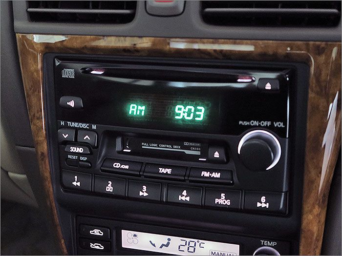 CD、ラジオが使用できます。