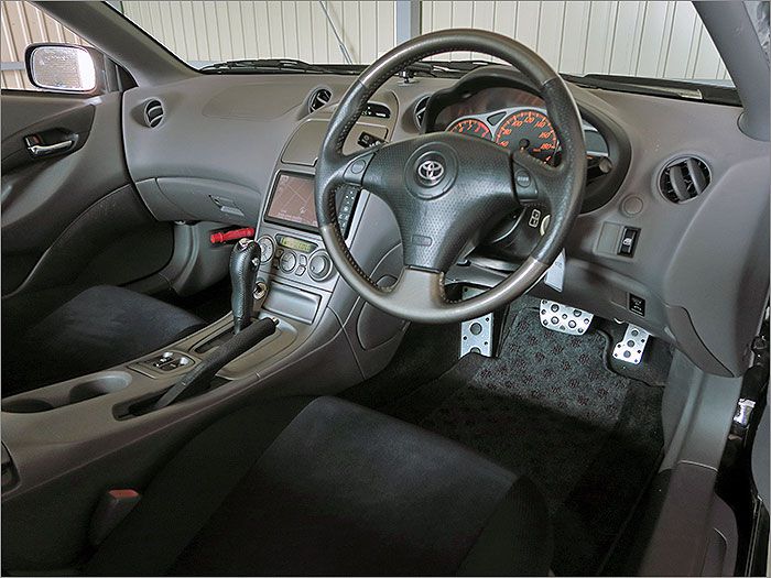 車内はクリーニング済みです、キレイに仕上がってます。