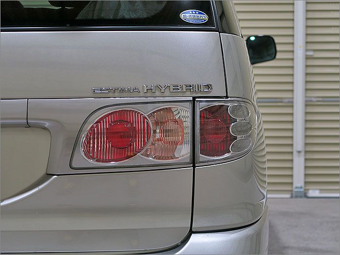 お車の見学を希望の方は事前に予約をお願いします、予約をされないでお越しいただくと対応できない場合があります。見学可能時間:月~土 9:00~18:00まで。直通番号 080-2343-8790