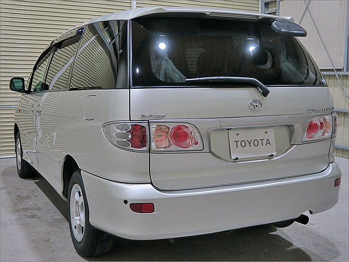 自動車整備士が1台1台厳選したお車のみ販売しています。
