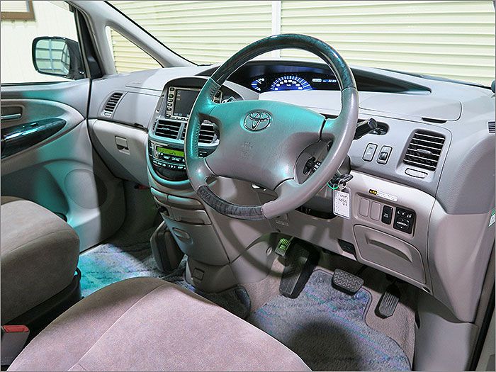 車内はクリーニング済みです、キレイに仕上がってます。
