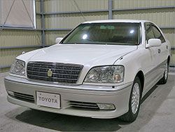 トヨタ　クラウン　ロイヤルサルーンG　No.64