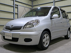トヨタ　ファンカーゴ　X　ペアベンチバージョンHIDセレクション　No.20